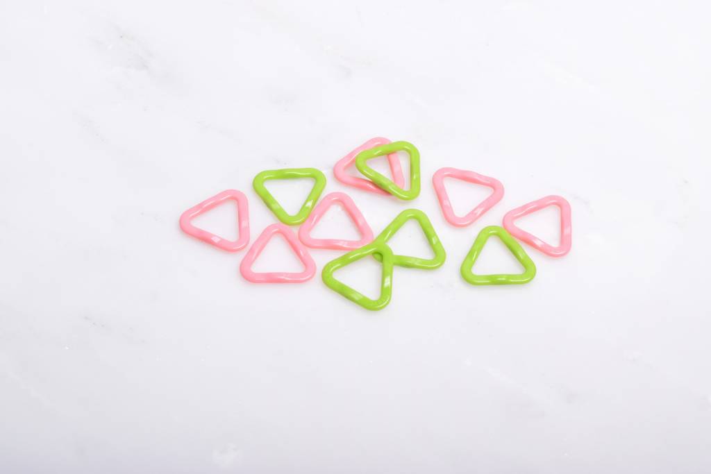 Clover Stitch Markers Triangle Small – Maverick